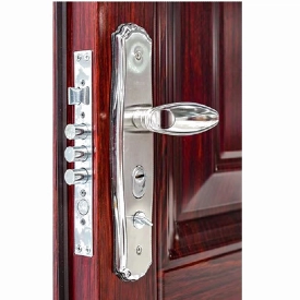 Cửa thép có cong vênh trong ánh mặt trời không?